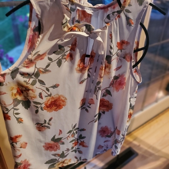 Violet & Claire Sleeveless Beige Floral Ruffled Collar‎ Sz. M Blouse Tunic - Picture 4 of 11